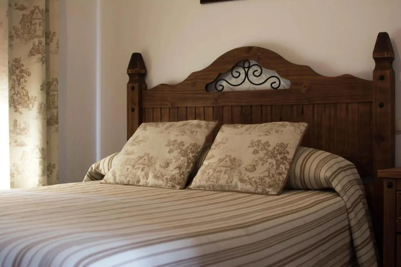 Casa Rural Sierra Tortola 2 Guest House Hinojales Country house